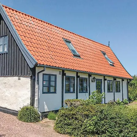 Holiday home In With House Sea View Nexo